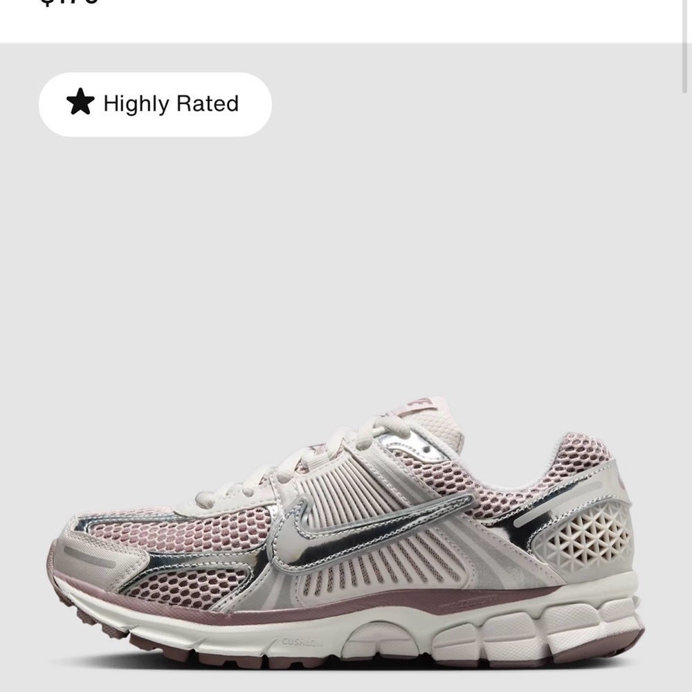 Nike Women's Athletic Shoes - Pink and White